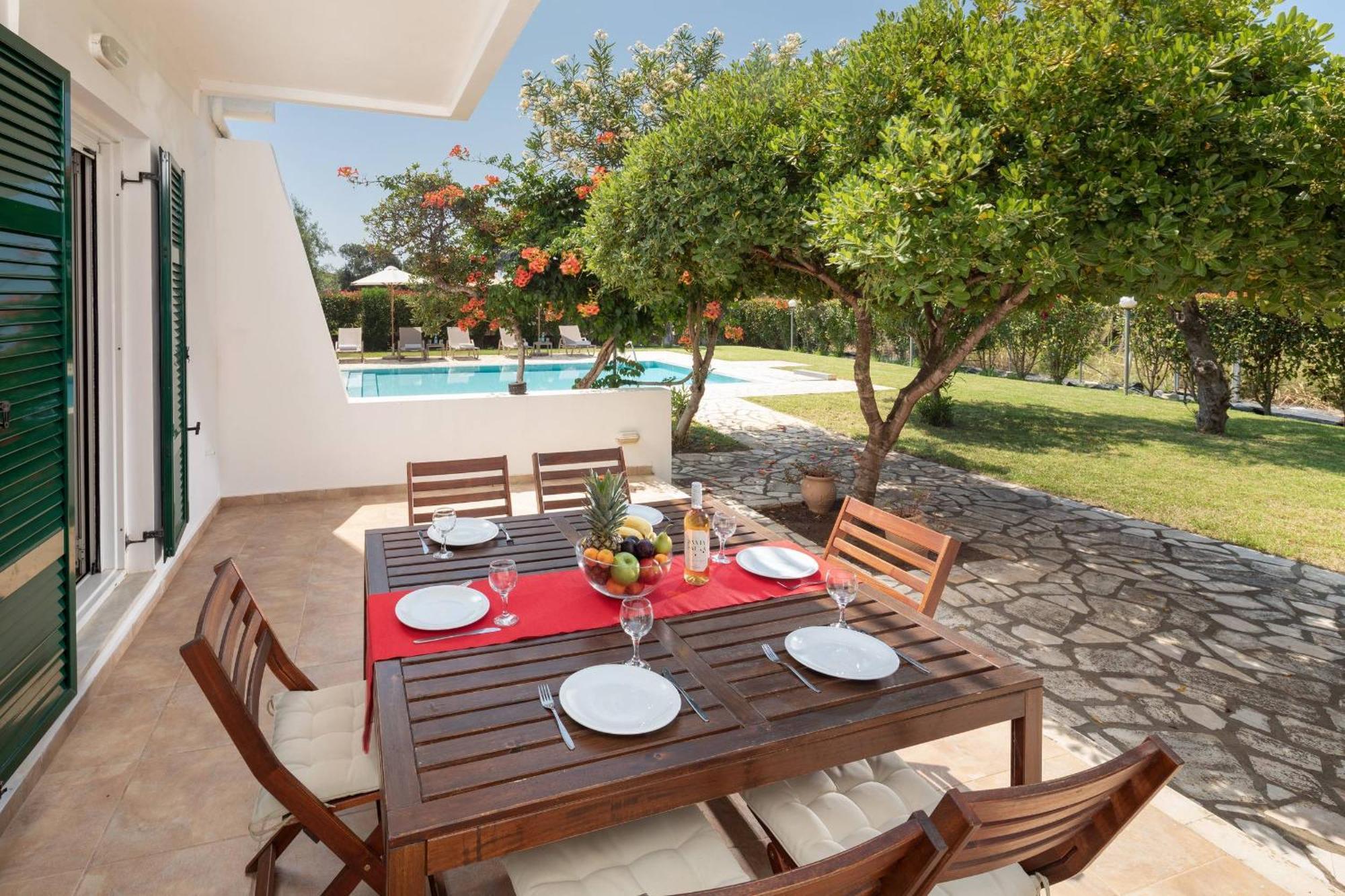 Skales Villas Almiros Beach Esterno foto