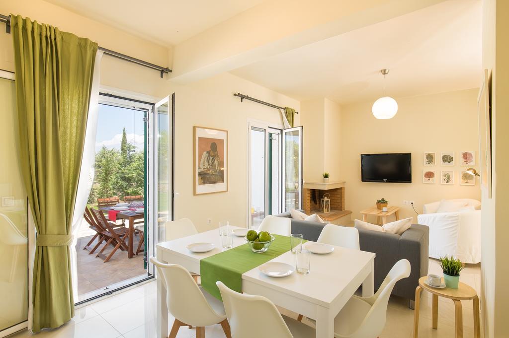 Skales Villas Almiros Beach Esterno foto